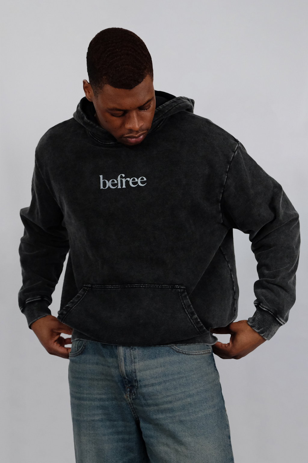 OVERSIZED BOX HOODIE