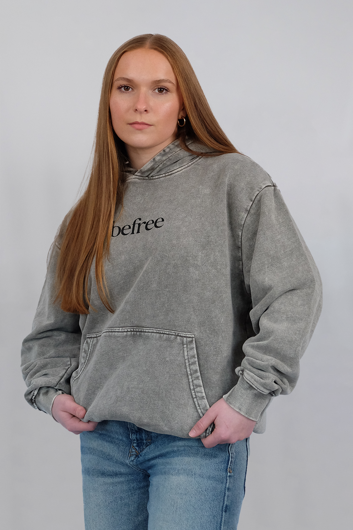 OVERSIZED BOX HOODIE